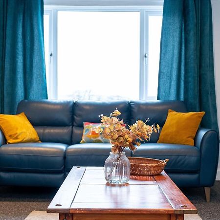 ברידג' אוף אלן Lovely 3-Bedroom Flat With Free Parking מראה חיצוני תמונה