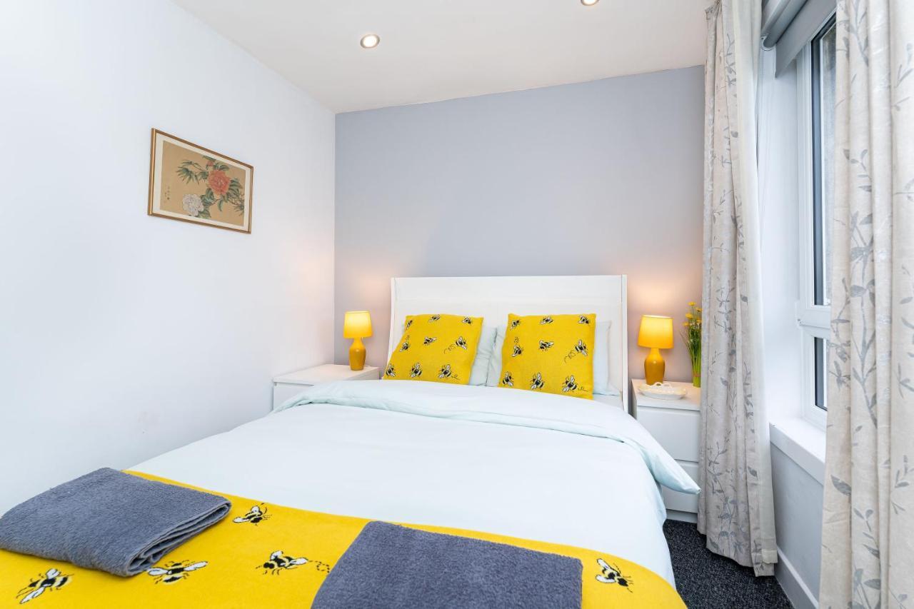 ברידג' אוף אלן Lovely 3-Bedroom Flat With Free Parking מראה חיצוני תמונה