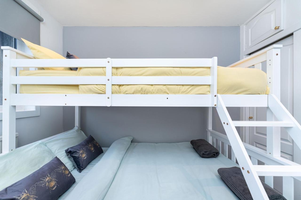 ברידג' אוף אלן Lovely 3-Bedroom Flat With Free Parking מראה חיצוני תמונה