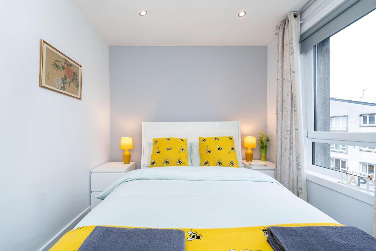 ברידג' אוף אלן Lovely 3-Bedroom Flat With Free Parking מראה חיצוני תמונה
